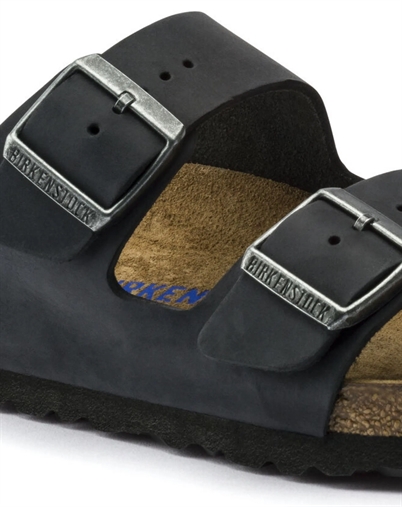 Arizona Soft Footbed Oiled Leather Sandal - Black - Birkenstock